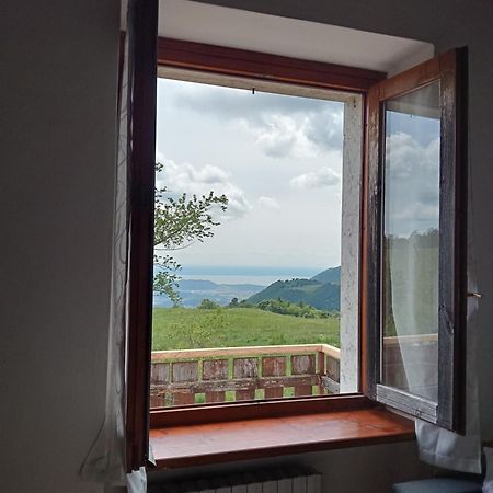 فيلا Agriturismo Preele Ferrara di Monte Baldo المظهر الخارجي الصورة